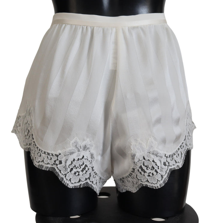 Eleganti pantaloncini di lingerie in pizzo bianco