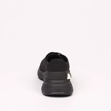 Sleek Black Bolt Sneakers con tela técnica