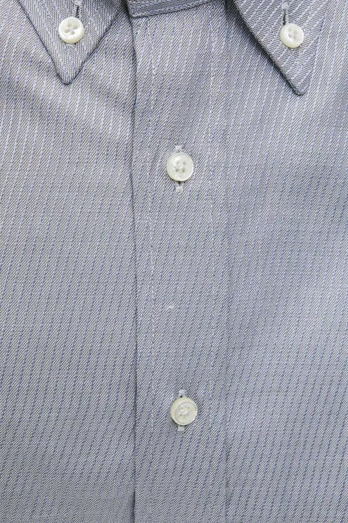 Chemise boutonnée en coton beige - élégance intemporelle