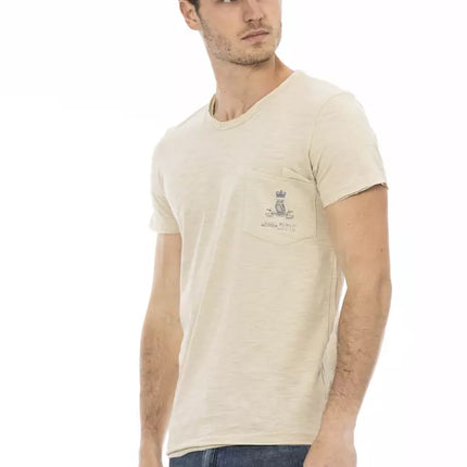 Tee de bolsillo de pecho beige - elegancia casual