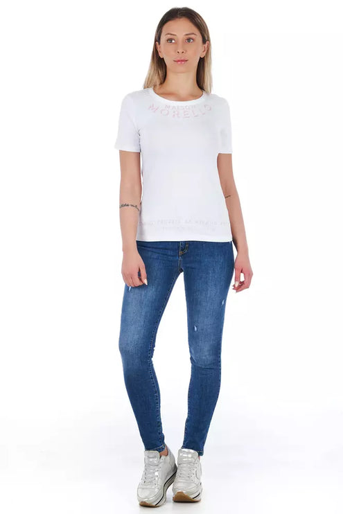 Jeans de mezclilla usados ​​elegantes