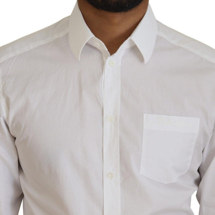 Elegante camisa de vestir blanca delgada