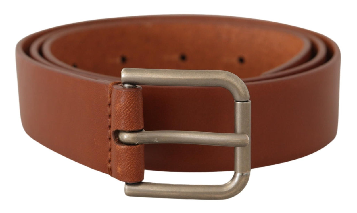 Elegant Leather Belt with Metal Buckle