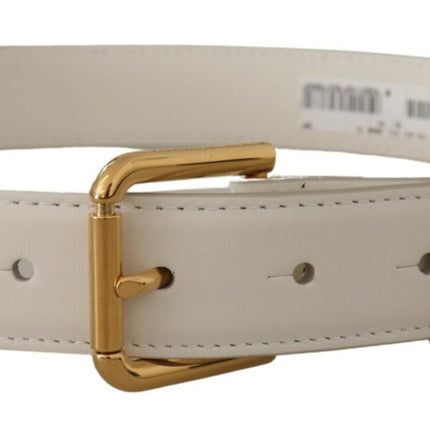 Ceinture en cuir blanc chic avec boucle gravée en or