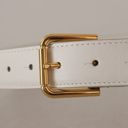 Ceinture en cuir blanc chic avec boucle gravée en or