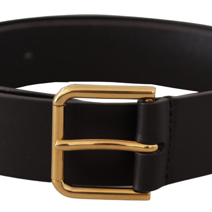 Ceinture en cuir noir élégant avec boucle dorée