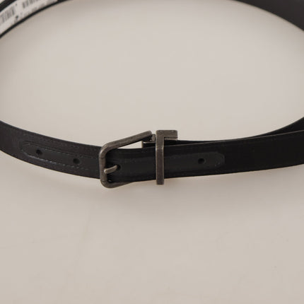 Ceinture en cuir noir élégant avec boucle en métal