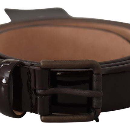 Ceinture de boucle de logo en cuir noir élégant