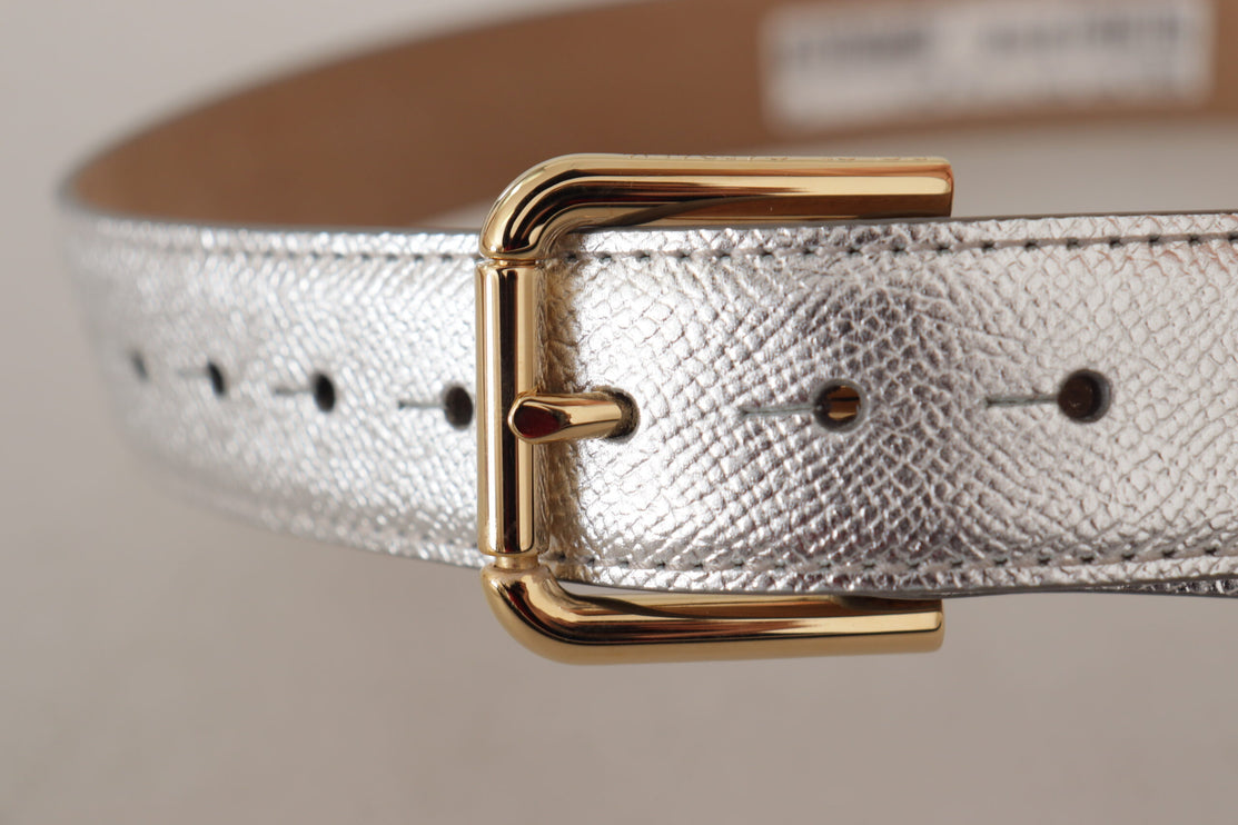 Elegante Zilver Leren Riem met Gegraveerde Gesp