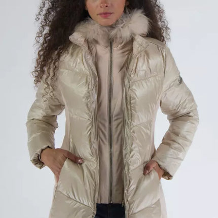 Veste rembourrée beige élégante avec capuche en fourrure