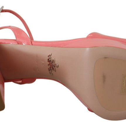 Sandales de plate-forme en cuir breveté rose chic