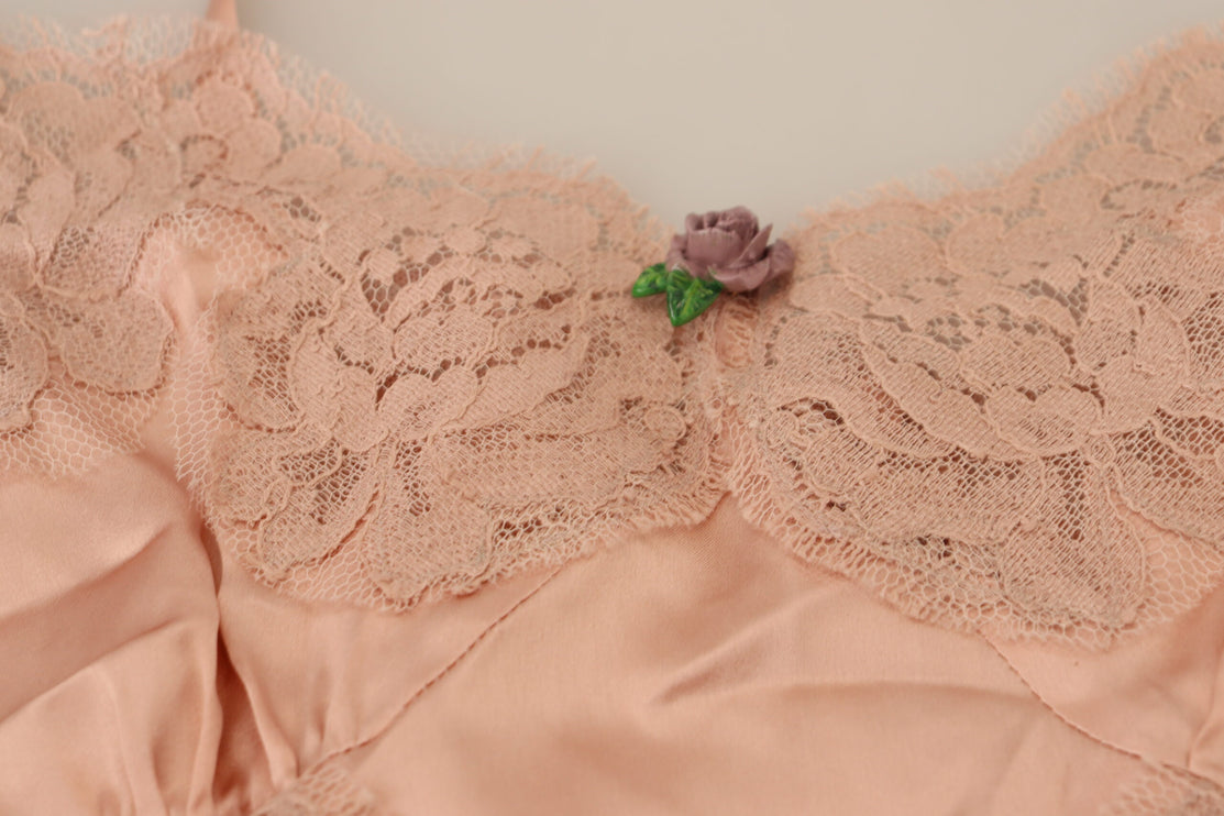 Elegante top in lingerie di seta rosa