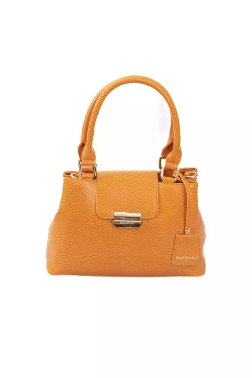 Elegante bolso naranja con solapa y detalles dorados