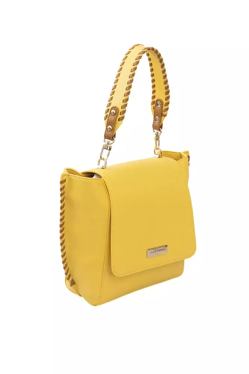 Elegante bolso amarillo con solapa y detalles dorados