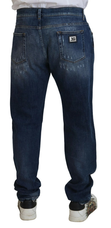 Elegantes jeans azules del flaco