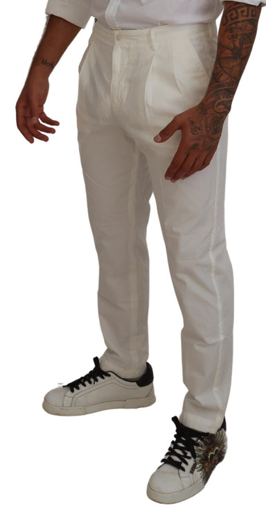 Elegantes pantalones chino de algodón blanco