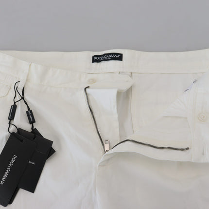 Elegantes pantalones chino de algodón blanco