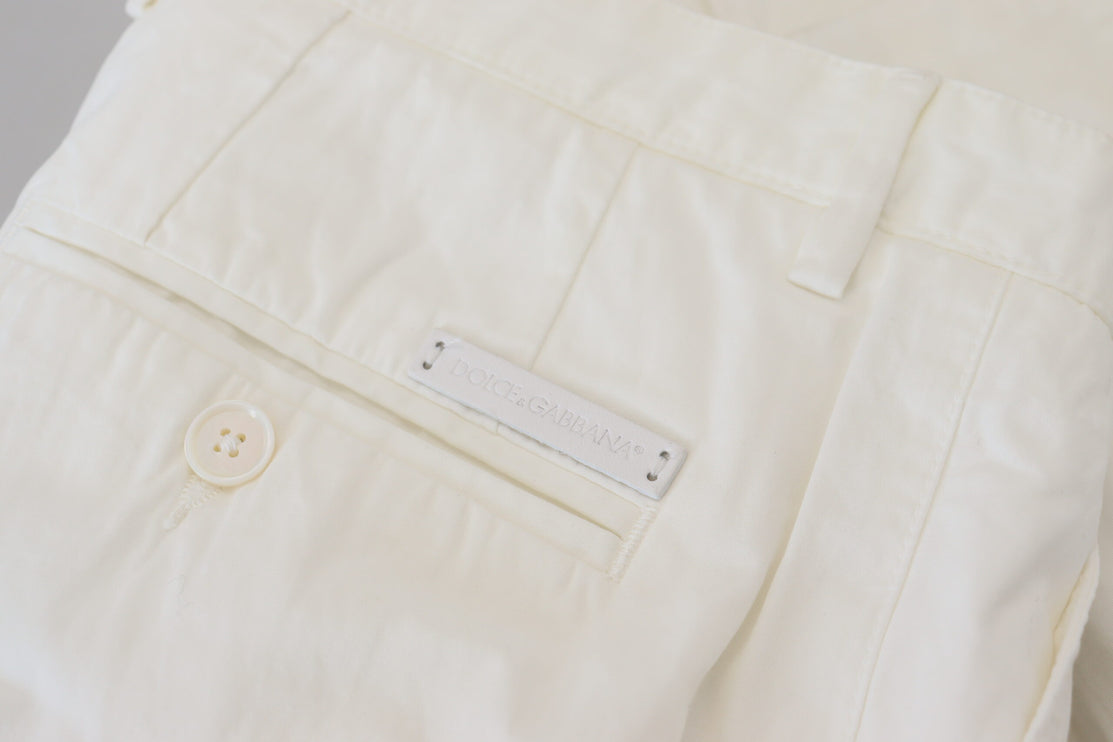 Elegantes pantalones chino de algodón blanco