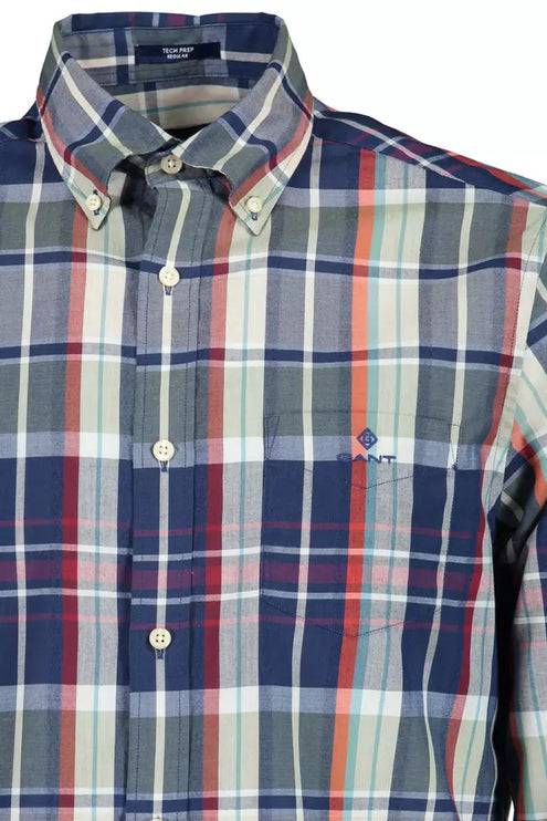 Camisa clásica de hombres con botones verdes