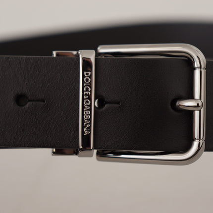 Elegant Black Leather Belt with Metal Buckle