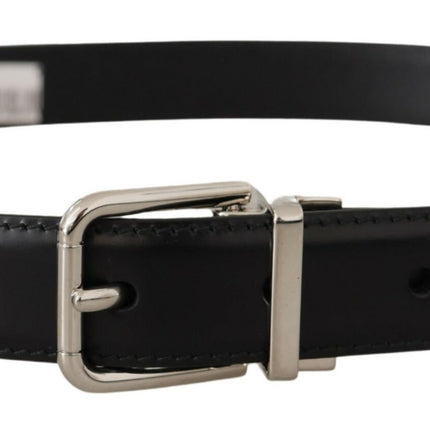 Sleek Black Leather Belt with Metal Buckle