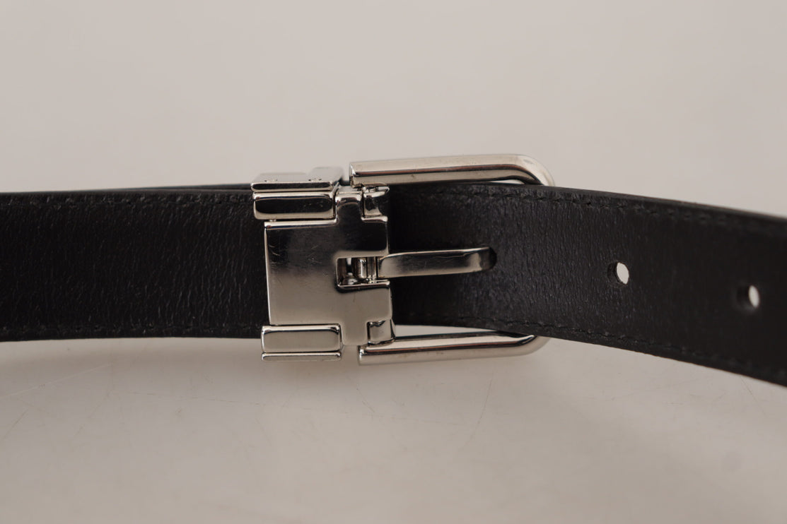 Sleek Black Leather Belt with Metal Buckle