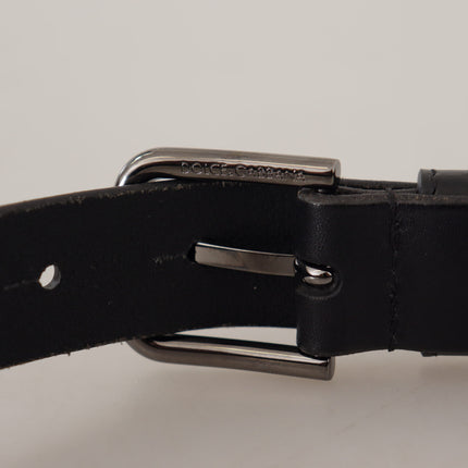 Elegant Black Leather Belt with Metal Buckle