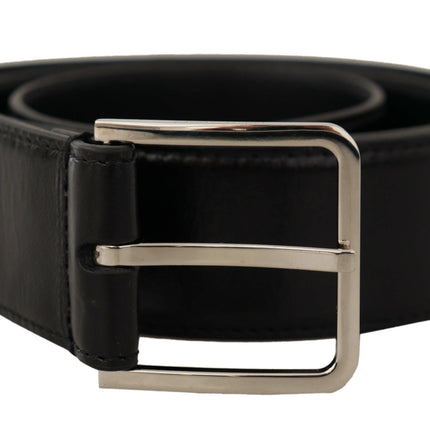 Elegant Leather Belt with Metal Buckle