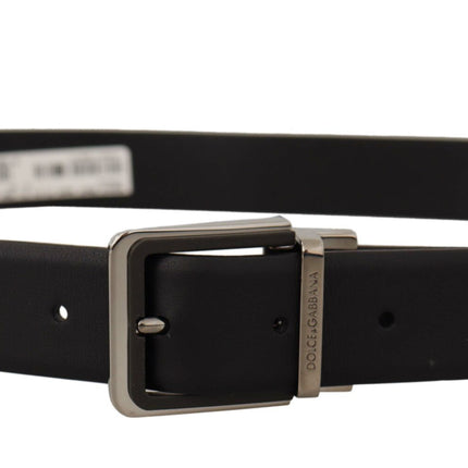 Elegant Black Leather Belt with Metal Buckle