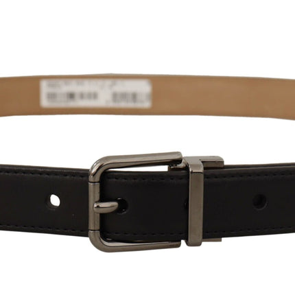 Sleek Black Leather Belt with Metal Buckle