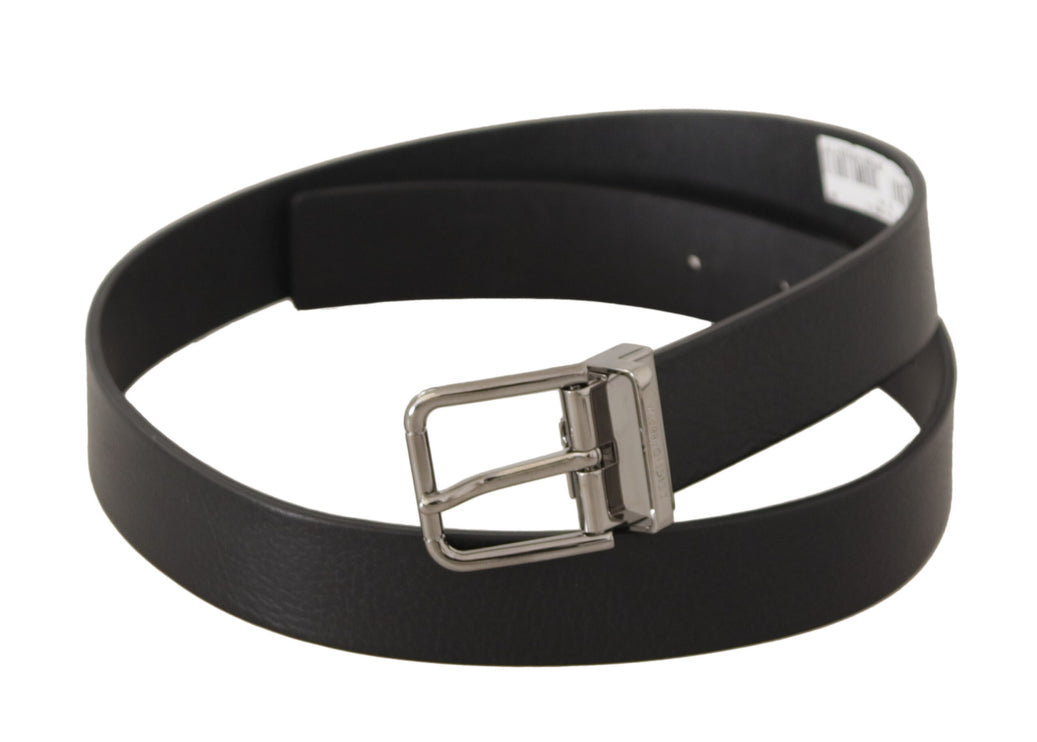 Elegant Black Leather Belt with Metal Buckle