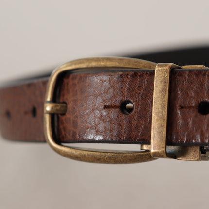 Elegant Leather Belt with Metal Buckle