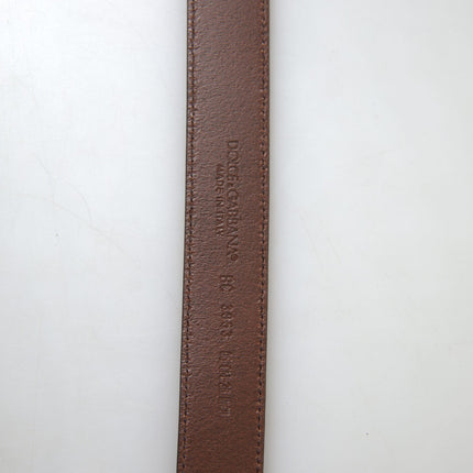 Elegant Leather Belt with Metal Buckle