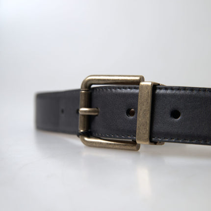 Elegant Black Leather Belt with Metal Buckle