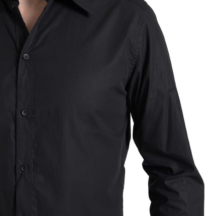 Elegante camisa formal de botón de oro negro