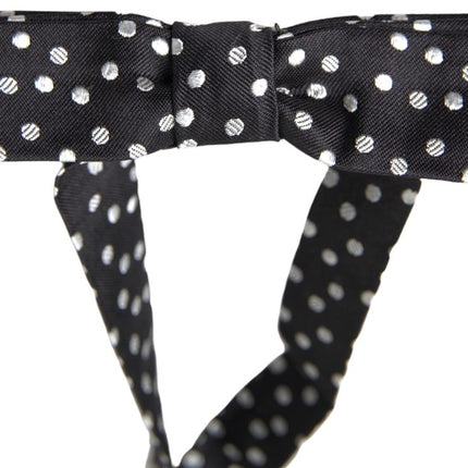 Elegant Black Silk Bow Clip avec les détails du logo