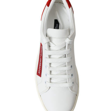 Sneaker chic in pelle bianca con accenti rossi