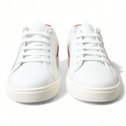 Sneaker chic in pelle bianca con accenti rossi