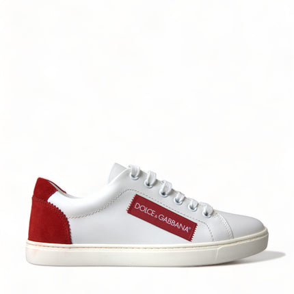 Sneaker chic in pelle bianca con accenti rossi