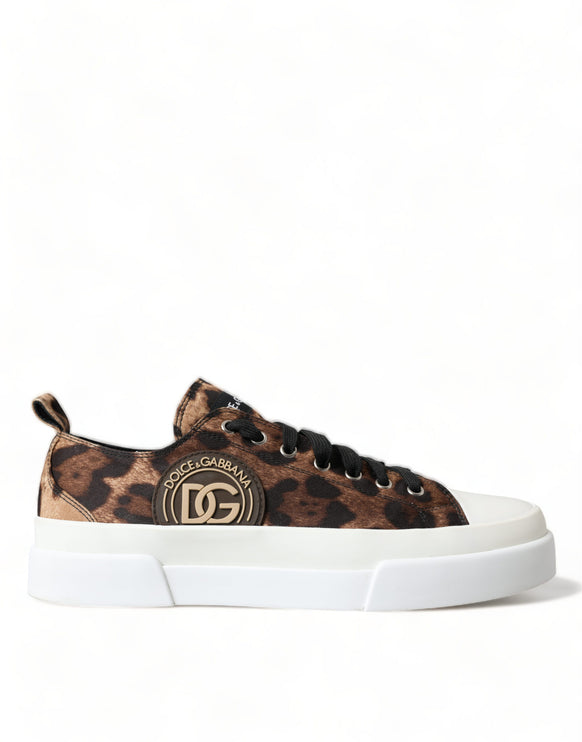 Elegantes zapatillas de deporte informal con estampado de leopardo