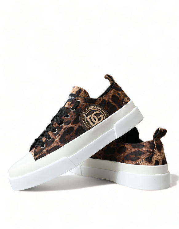 Elegantes zapatillas de deporte informal con estampado de leopardo