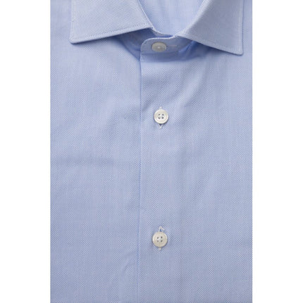 Camisa de cuello francés elegante azul claro de color azul claro