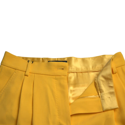 Eleganti pantaloncini di bermuda ad alta vita in giallo soleggiato