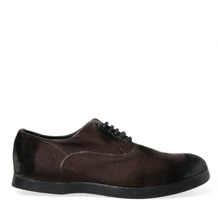 Elegantes zapatos de cordones de Velvet Oxford de Velvet Oxford