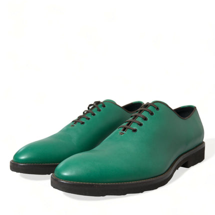 Elegantes zapatos de vestir de oxford de cuero verde