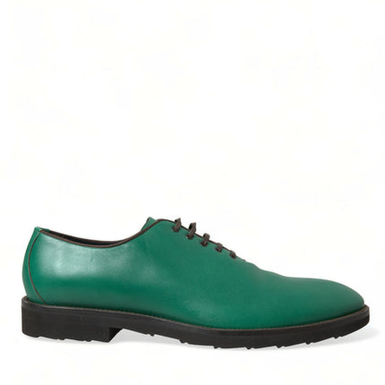 Elegantes zapatos de vestir de oxford de cuero verde