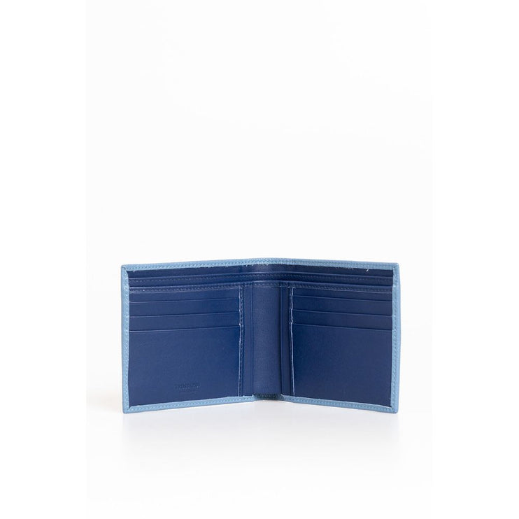 Elegante cartera de piel azul claro