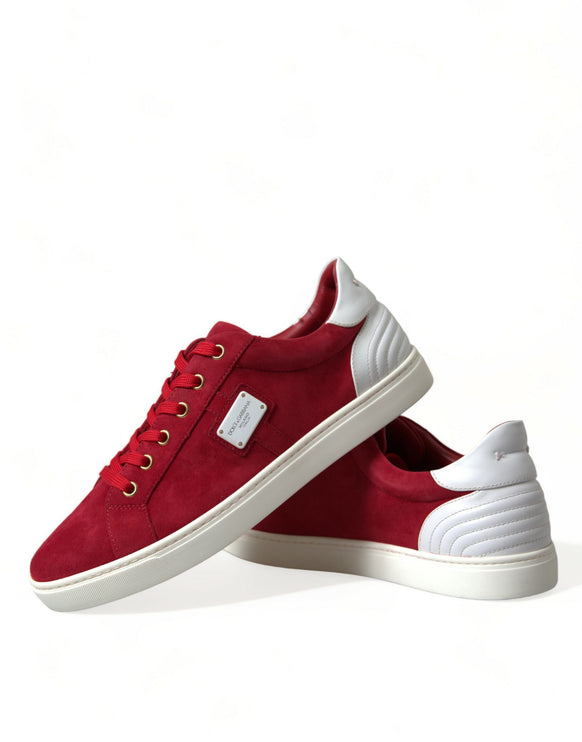 Elegantes zapatillas de cuero rojo y blanco