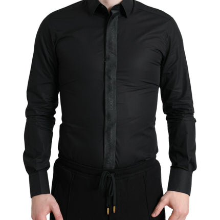 Elegante camisa de vestir negra delgada