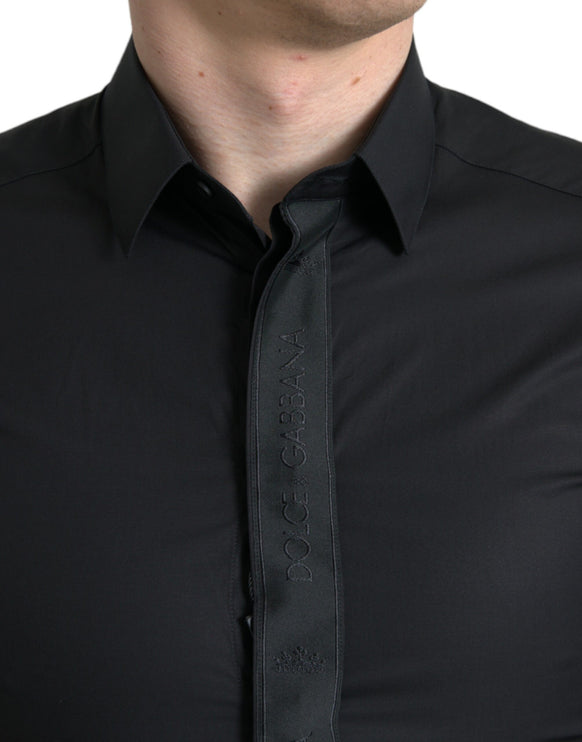 Elegante camisa de vestir negra delgada